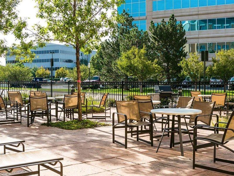 Cambria Hotel Denver International Airport Aurora Exterior foto